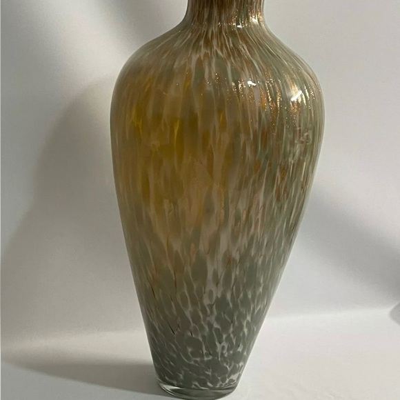 Haverty's 19" Artisan Gold Pattern Glass Element Floor Vase - Picture 7 of 8